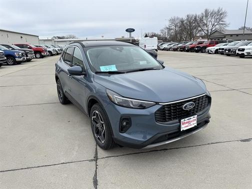 2026 Ford Escape Platinum