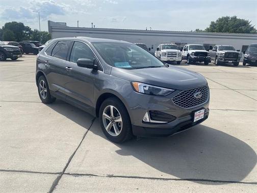 Carbonized Gray Metallic 2023 Ford Edge SEL