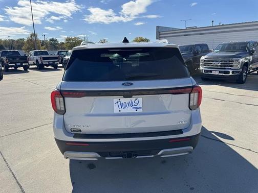 2026 Ford Explorer Platinum