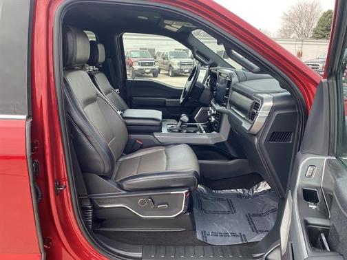 Rapid Red Metallic Tinted Clearcoat 2024 Ford F-150 Lariat