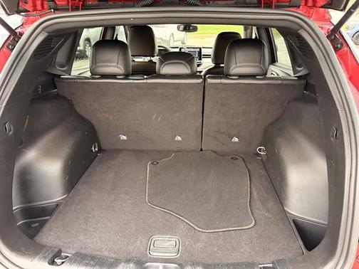 Red Hot Pearlcoat 2025 Jeep Compass Limited