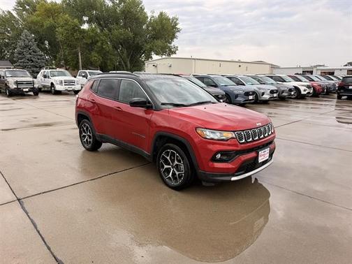 Red Hot Pearlcoat 2025 Jeep Compass Limited