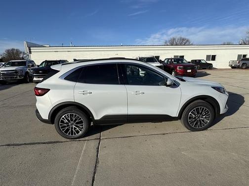 2026 Ford Escape PHEV Base