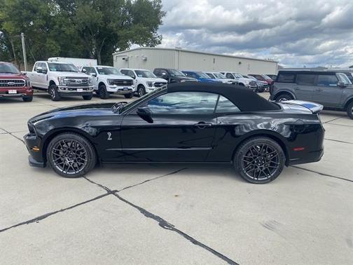 2013 Ford Shelby GT500 Base