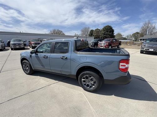 Azure Gray Metallic Tri-Coat 2026 Ford Maverick XLT