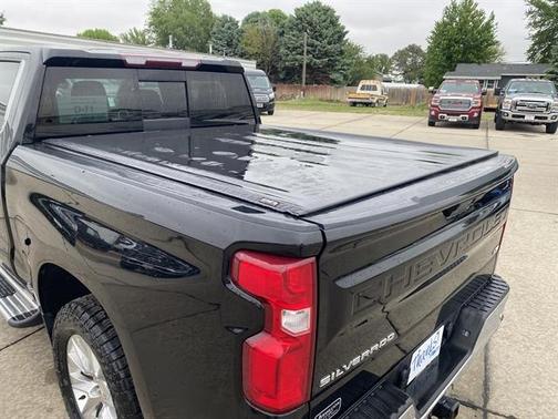 Mosaic Black Metallic 2021 Chevrolet Silverado 1500 LTZ