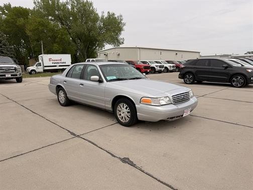 Silver 2003 Ford Crown Victoria LX