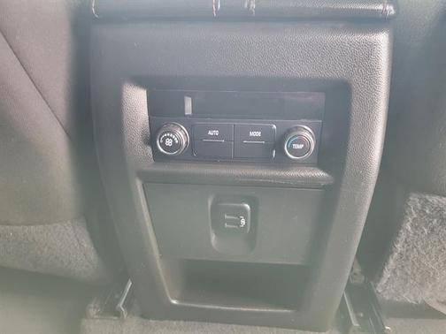 2018 Chevrolet Traverse LS