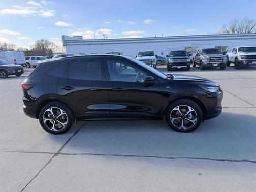 2024 Ford Escape ST-Line Select