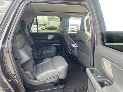 2026 Ford Expedition Max Active 4x4