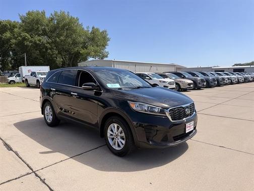 Ebony Black 2019 Kia Sorento LX