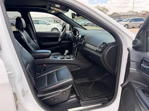Bright White Clearcoat 2021 Jeep Grand Cherokee 80th Anniversary Edition