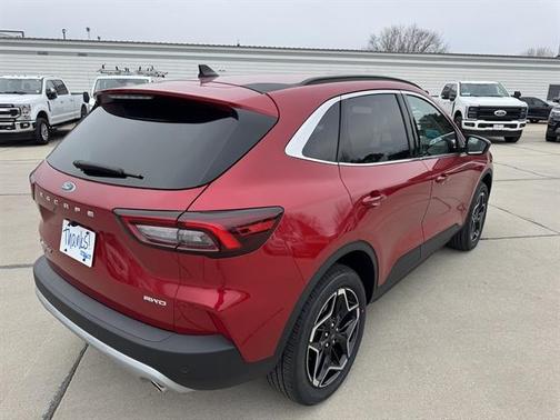 2026 Ford Escape Platinum