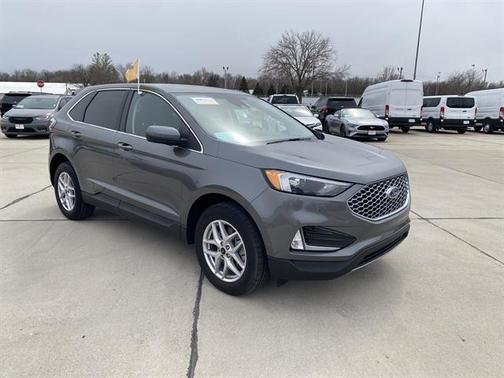 Carbonized Gray Metallic 2023 Ford Edge SEL