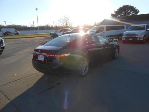 Black 2014 Toyota Avalon XLE