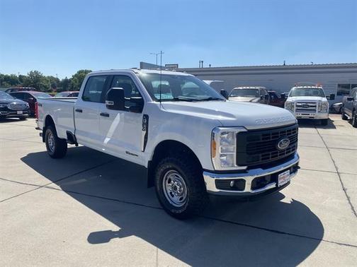 Oxford White 2023 Ford F-250 XL