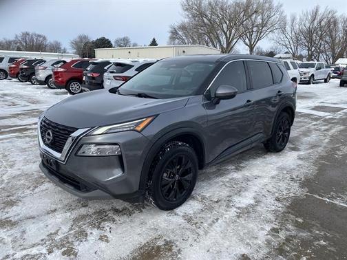 2022 Nissan Rogue SV