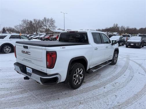 2022 GMC Sierra 1500 SLT