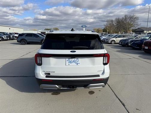 2026 Ford Explorer Platinum