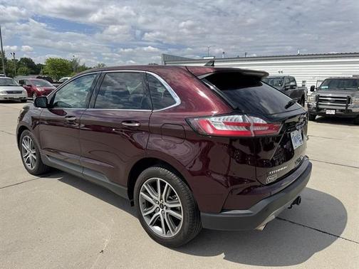 Burgundy Velvet Metallic Tinted Clearcoat 2024 Ford Edge Titanium