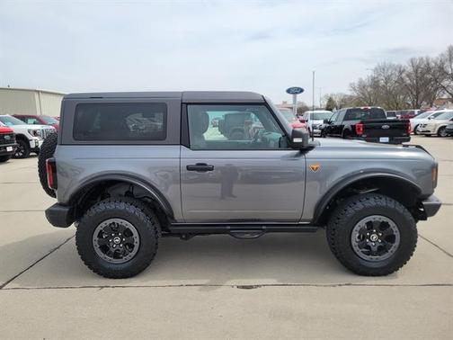 2022 Ford Bronco Badlands