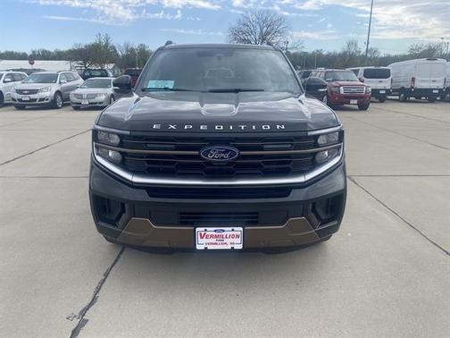 Agate Black Metallic 2026 Ford Expedition Max King Ranch