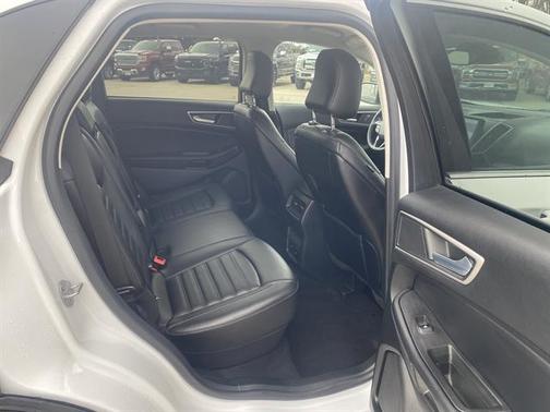 Oxford White 2023 Ford Edge SEL