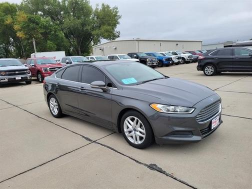 2015 Ford Fusion SE