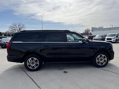 2026 Ford Expedition Max Active 4x4