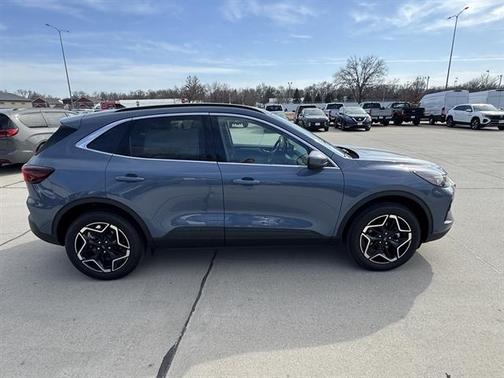 2026 Ford Escape Platinum