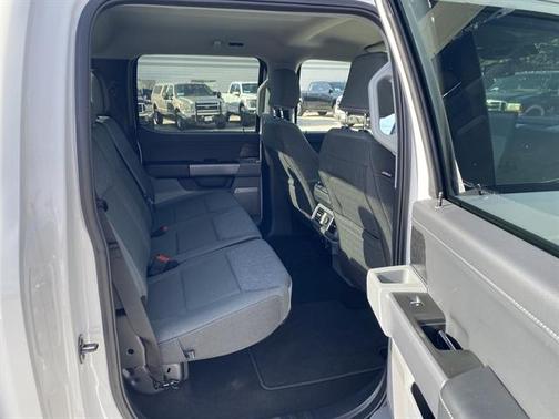 2024 Ford F-150 Lightning Flash