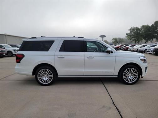 2024 Ford Expedition Platinum