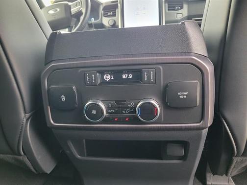 2024 Ford Expedition Platinum