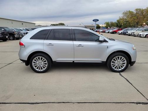 2011 Lincoln MKX Base