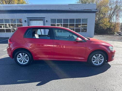 2015 Volkswagen Golf Auto TSI S w/Sunroof