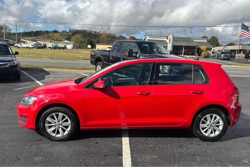 2015 Volkswagen Golf Auto TSI S w/Sunroof