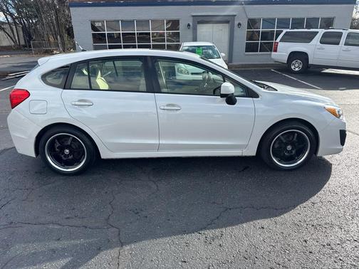 2013 Subaru Impreza 2.0i Premium