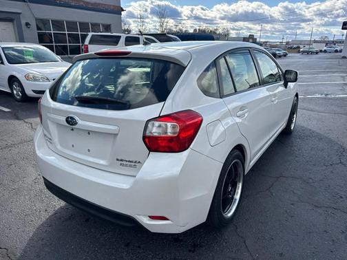 2013 Subaru Impreza 2.0i Premium
