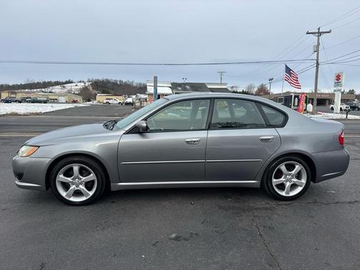 2009 Subaru Legacy Base