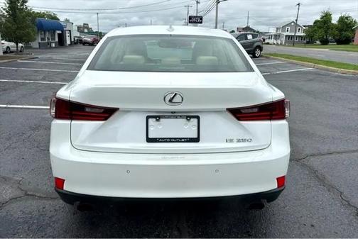 2015 Lexus IS 250 Crafted Line
