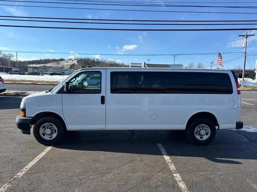 2019 Chevrolet Express 3500 LS