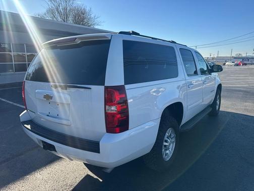 2011 Chevrolet Suburban 2500 LS