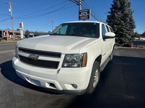 2011 Chevrolet Suburban 2500 LS