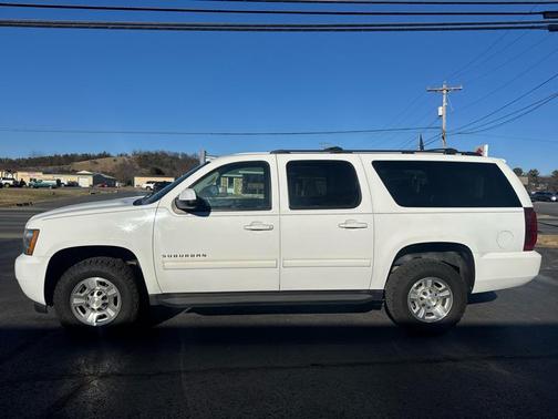 2011 Chevrolet Suburban 2500 LS