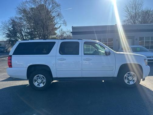 2011 Chevrolet Suburban 2500 LS