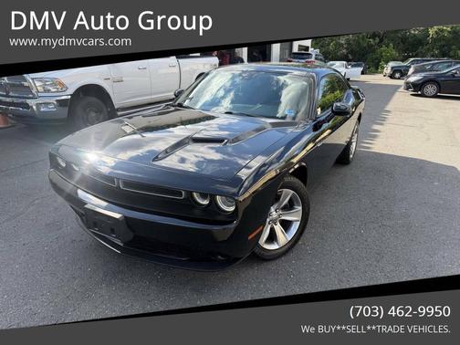 Pitch Black Clearcoat 2018 Dodge Challenger SXT