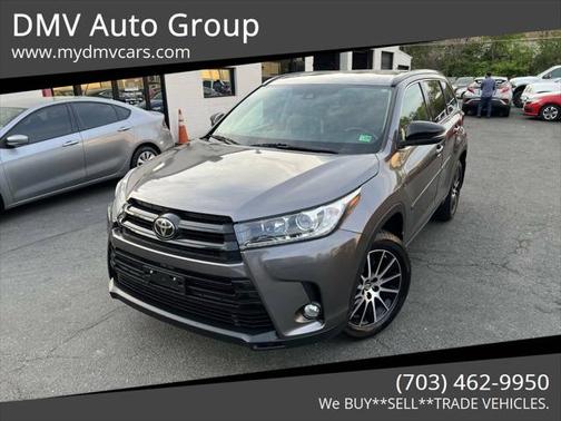 2017 Toyota Highlander SE