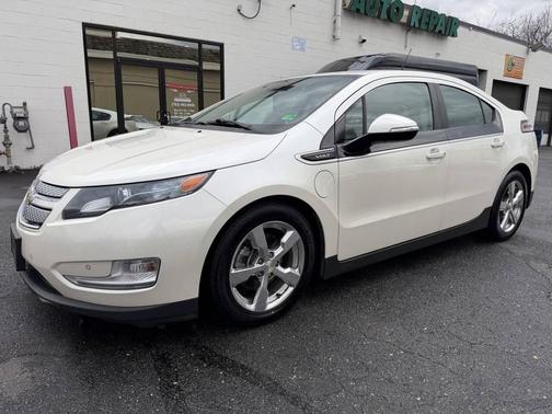 2013 Chevrolet Volt Base