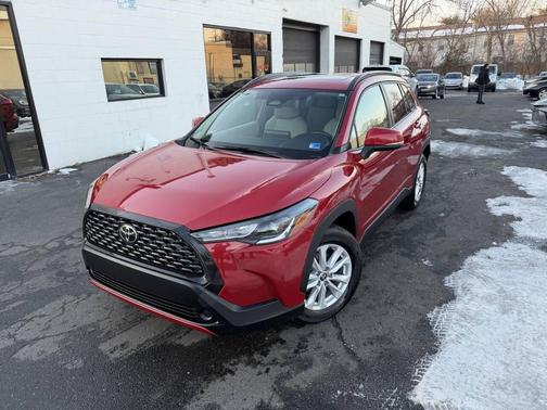 2023 Toyota Corolla Cross LE