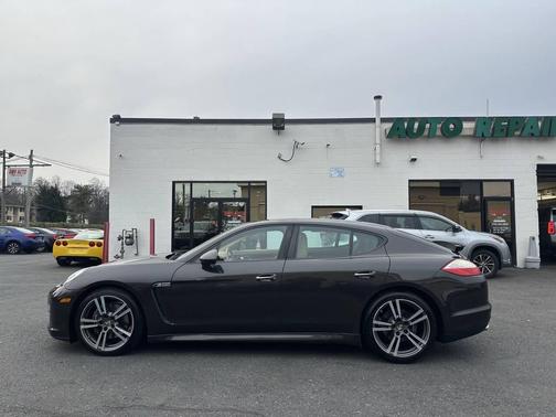 2012 Porsche Panamera 4